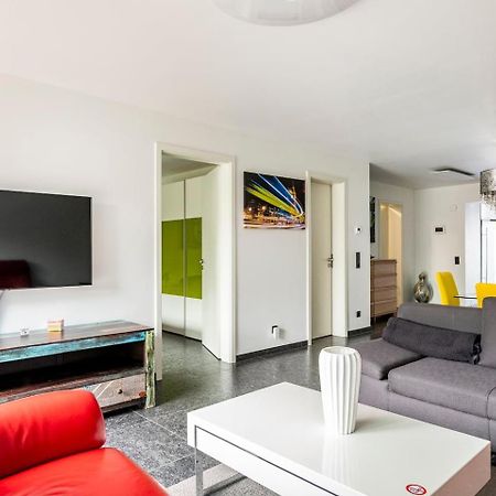 Wunderschoene Terrassenwohnung Mit Blick Ins Gruene! Meerbusch Exterior foto